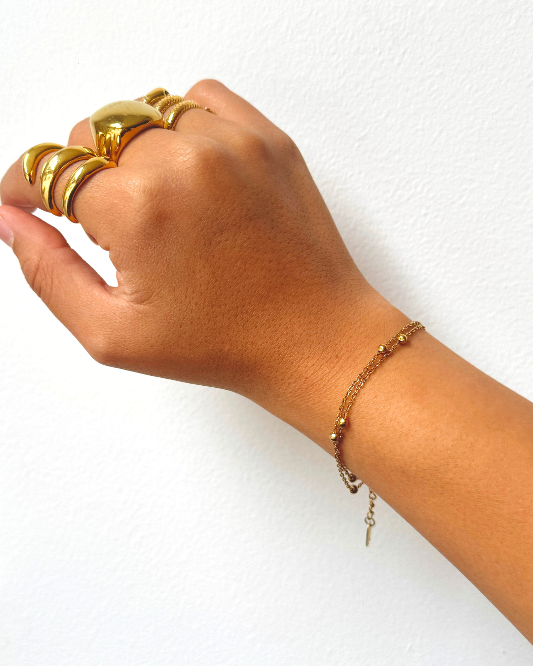PULSERA DORADA DOBLE CON BOLITAS