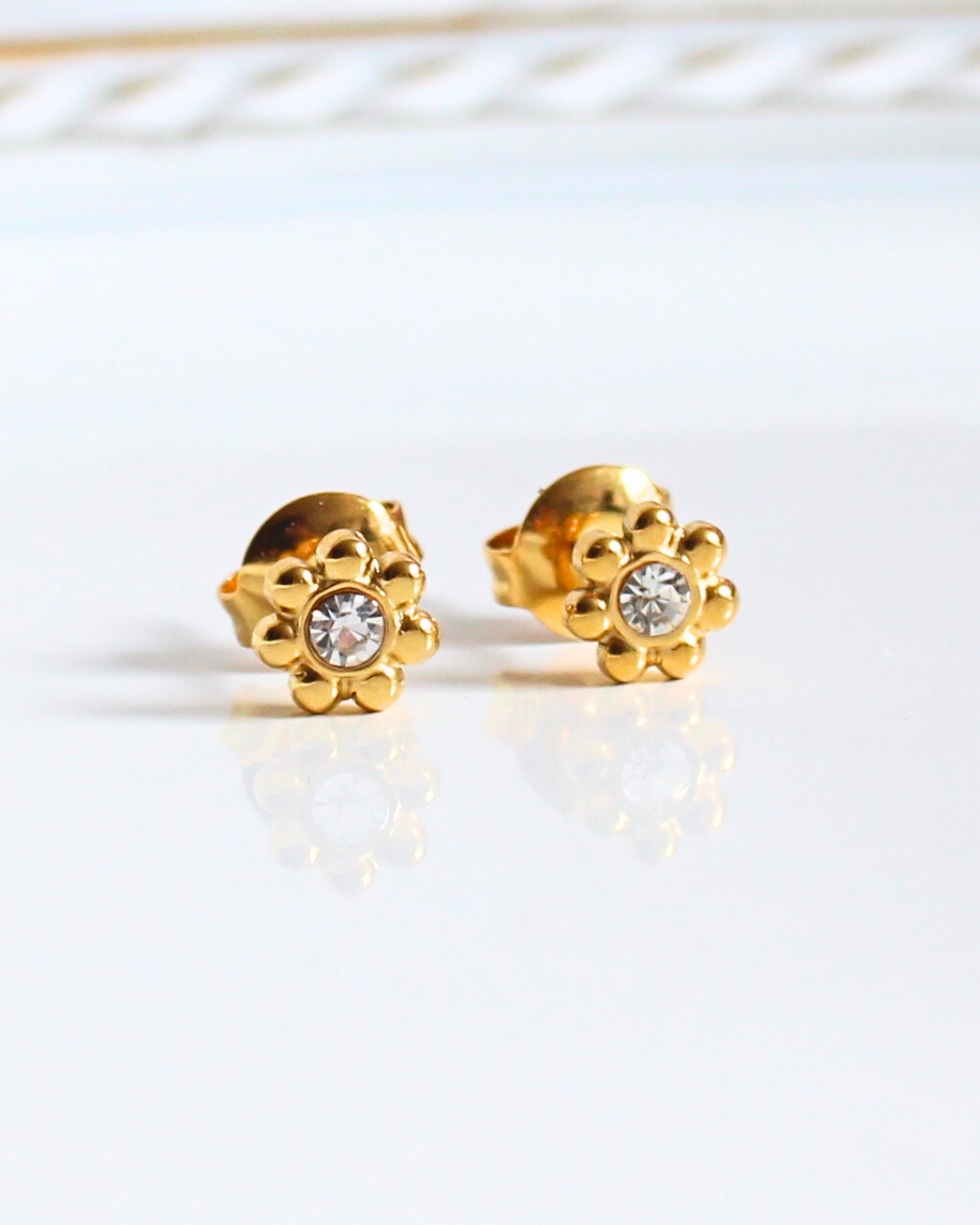Aretes en forma de flor