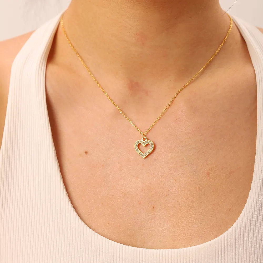 COLLAR CORAZÓN CON CIRCONITAS