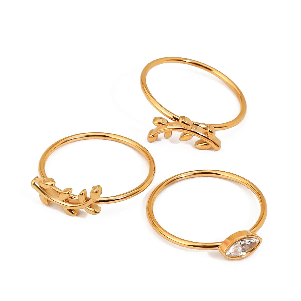 SET DE TRES ANILLOS (RAMAS Y CIRCONITA)