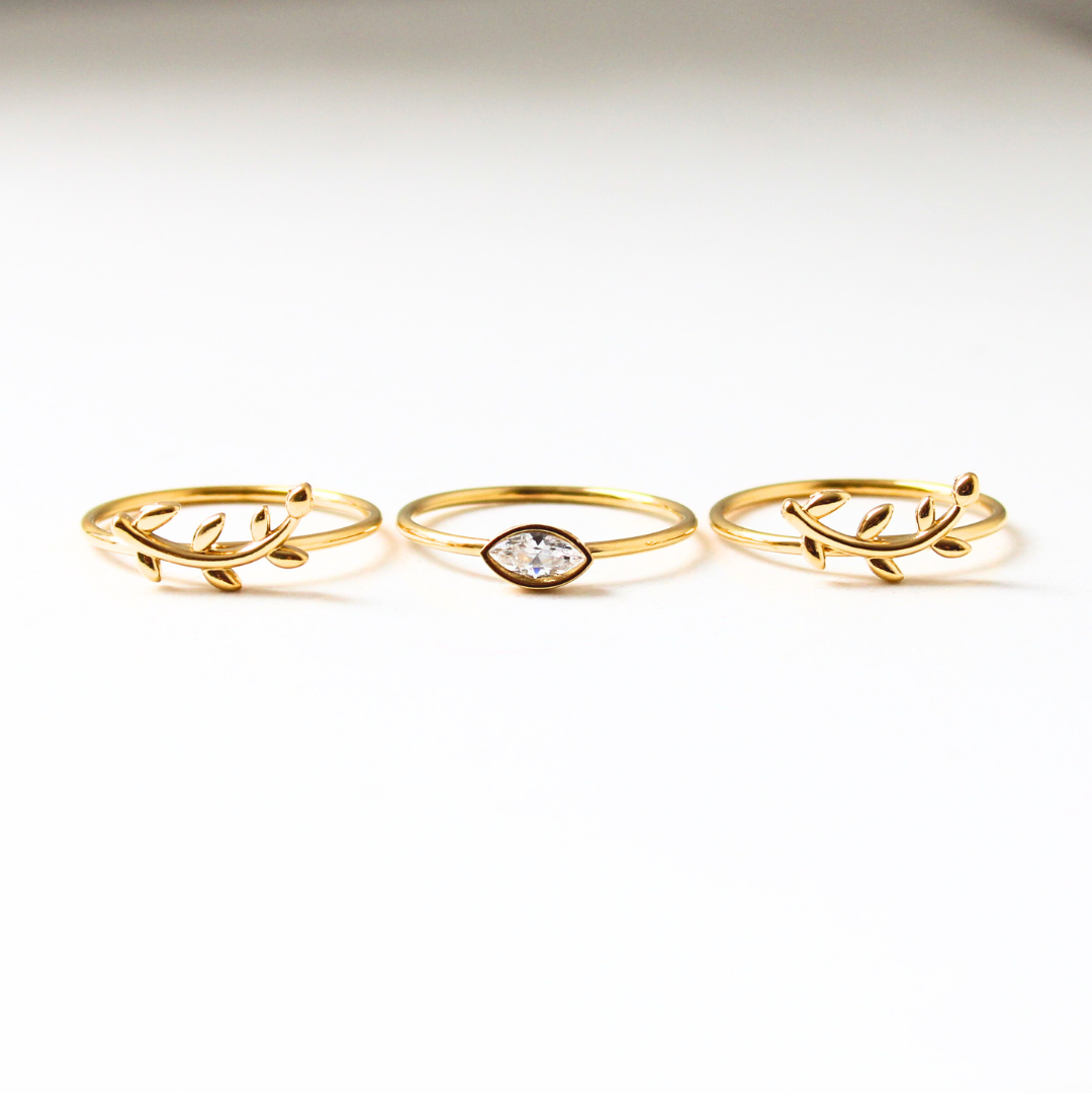 SET DE TRES ANILLOS (RAMAS Y CIRCONITA)