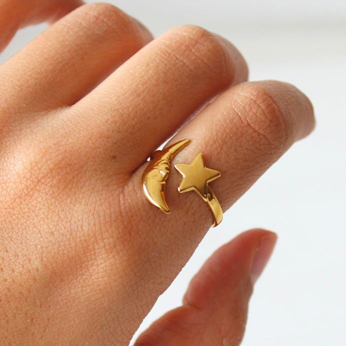 ANILLO ABIERTO CON ESTRELLA Y LUNA PREORDEN