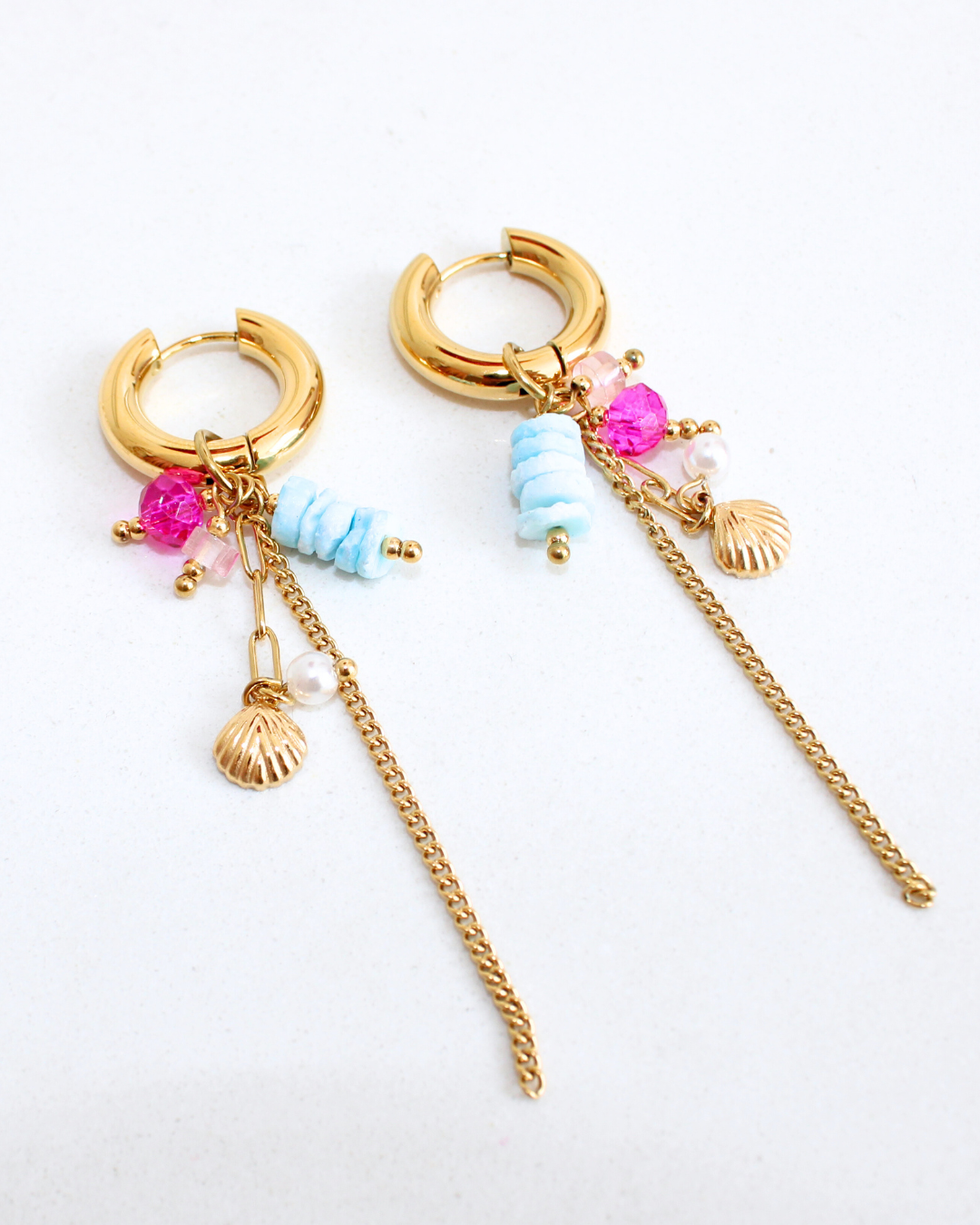 CANDONGAS CON CHARMS DE COLORES