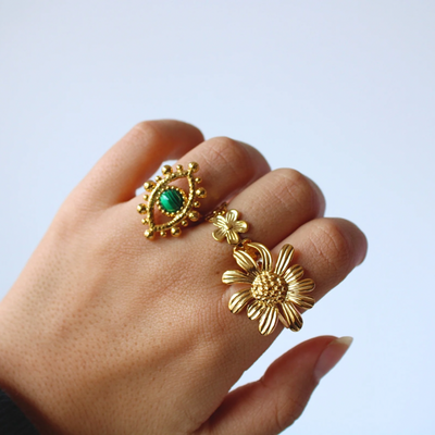 DAISY RING